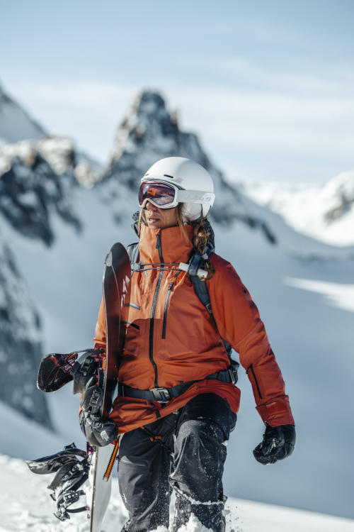 Ski and snowboard goggles